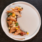 Опушени калмари с леща белуга